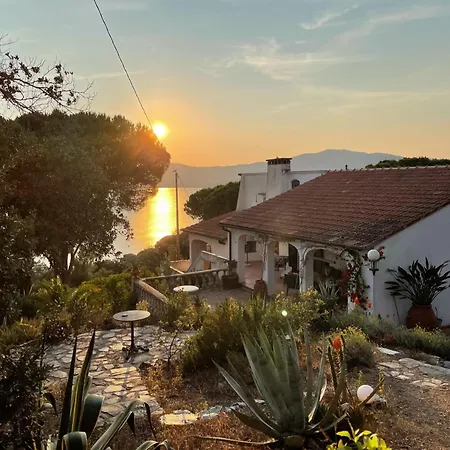 Le Ginestre Di Mare Villa *